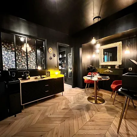 Secrete Les Petits Plaisirs Bed & Breakfast