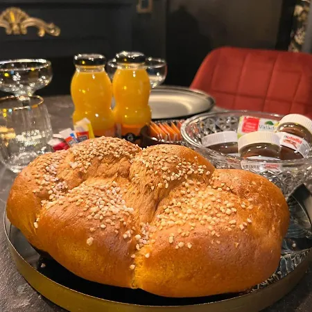 Secrete Les Petits Plaisirs Bed & Breakfast