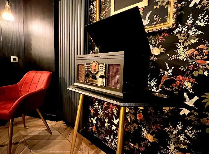 Oda ve Kahvaltı Secrete Les Petits Plaisirs Angers