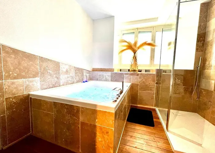 Secrete Les Petits Plaisirs Bed & Breakfast Angers